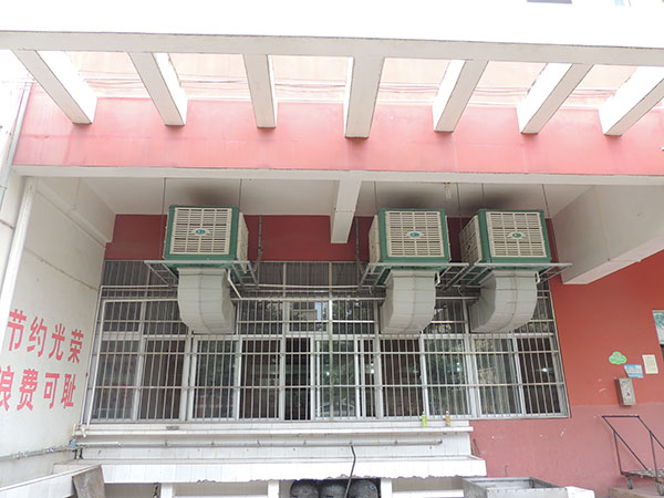 學(xué)校食堂降溫冷風(fēng)機(jī)設(shè)備